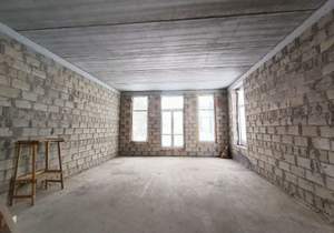 Дом 142м&sup2;, 2-этажный, участок 4 сот.  