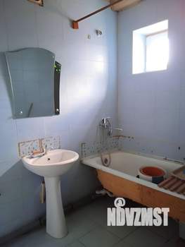 Дом 214м², 2-этажный, участок 7 сот.  