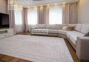 Дом 285м&sup2;, 2-этажный, участок 9 сот.  