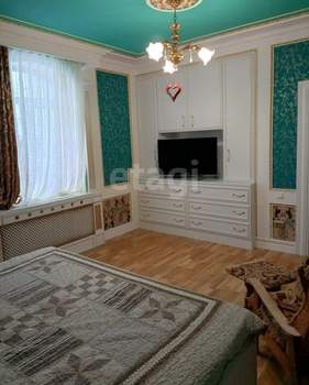 Дом 256м², 2-этажный, участок 8 сот.  