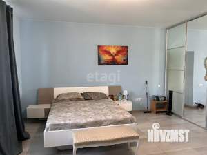 Дом 178м&sup2;, 3-этажный, участок 10 сот.  