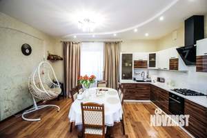 Дом 267м&sup2;, 2-этажный, участок 70 сот.  