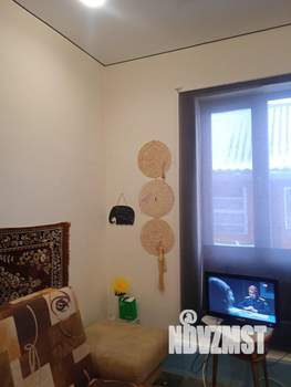 Дом 50м&sup2;, 2-этажный, участок 4 сот.  