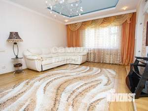 Коттедж 349м², 3-этажный, участок 6 сот.  