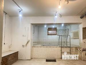 Коттедж 330м&sup2;, 1-этажный, участок 10 сот.  