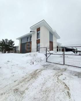 Дом 142м&sup2;, 2-этажный, участок 4 сот.  