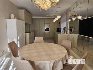 Дом 278м², 2-этажный, участок 4 сот.  