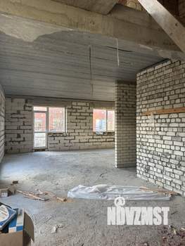 Коттедж 200м², 2-этажный, участок 3 сот.  