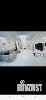 Коттедж 240м&sup2;, 2-этажный, участок 9 сот.  