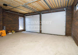 Дом 250м², 2-этажный, участок 10 сот.  