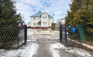 Дом 319м², 2-этажный, участок 17 сот.  