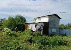 Дом 16м&sup2;, 2-этажный, участок 6 сот.  