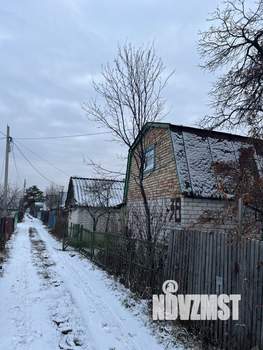 Дом 30м&sup2;, 2-этажный, участок 4 сот.  