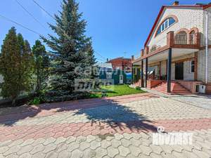 Коттедж 349м², 3-этажный, участок 6 сот.  