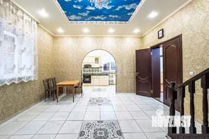 Дом 199м², 2-этажный, участок 4 сот.  