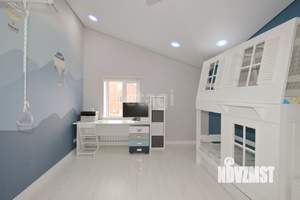 Дом 184м², 2-этажный, участок 6 сот.  