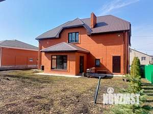 Коттедж 277м&sup2;, 2-этажный, участок 6 сот.  