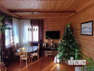 Дом 253м&sup2;, 2-этажный, участок 5 сот.  