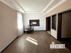 Коттедж 146м², 2-этажный, участок 4 сот.  