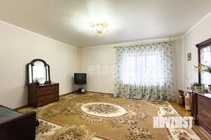 Дом 319м², 2-этажный, участок 17 сот.  