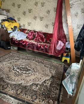 Дом 16м&sup2;, 2-этажный, участок 6 сот.  