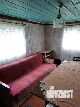 Дом 30м&sup2;, 2-этажный, участок 4 сот.  