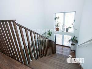 Коттедж 221м², 2-этажный, участок 5 сот.  