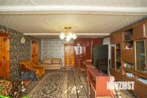 Дом 93м², 1-этажный, участок 6 сот.  