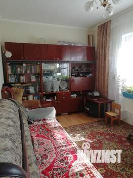 Дом 263м&sup2;, 2-этажный, участок 4 сот.  