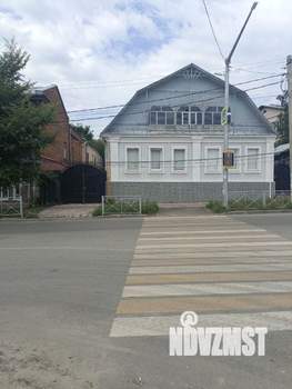 Дом 270м&sup2;, 2-этажный, участок 6 сот.  