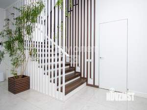 Коттедж 221м², 2-этажный, участок 5 сот.  