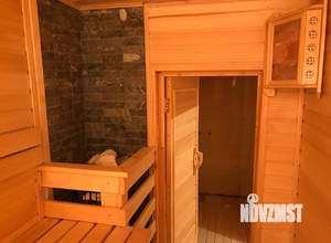 Коттедж 184м&sup2;, 3-этажный, участок 3 сот.  