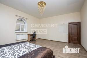 Дом 244м&sup2;, 1-этажный, участок 8 сот.  