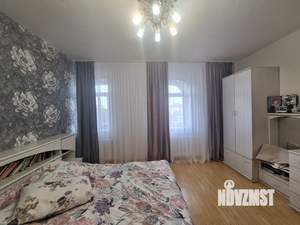 Дом 295м², 2-этажный, участок 6 сот.  