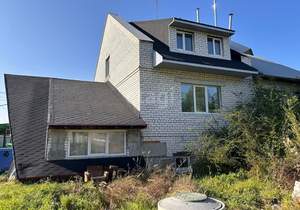 Дом 178м&sup2;, 3-этажный, участок 10 сот.  