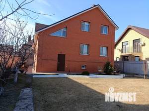 Коттедж 176м², 2-этажный, участок 7 сот.  