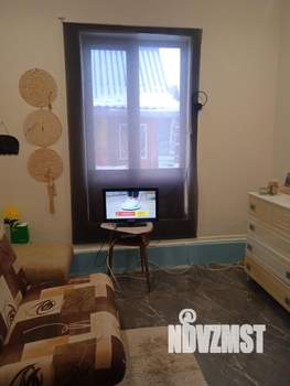 Дом 50м&sup2;, 2-этажный, участок 4 сот.  