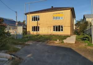 Дом 125м&sup2;, 2-этажный, участок 3 сот.  