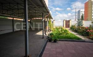 Дом 220м², 2-этажный, участок 9 сот.  