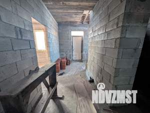 Дом 94м&sup2;, 2-этажный, участок 4 сот.  