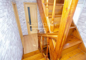 Дом 160м&sup2;, 3-этажный, участок 4 сот.  