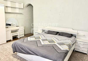 Дом 281м&sup2;, 2-этажный, участок 4 сот.  