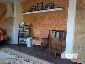 Дом 22м&sup2;, 2-этажный, участок 7 сот.  