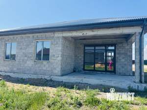 Дом 144м&sup2;, 1-этажный, участок 8 сот.  