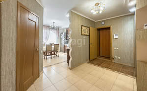 Дом 249м², 3-этажный, участок 3 сот.  