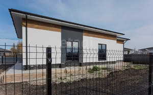 Дом 107м&sup2;, 1-этажный, участок 5 сот.  