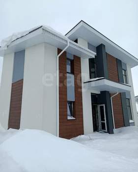 Дом 142м&sup2;, 2-этажный, участок 4 сот.  