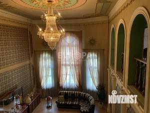 Дом 602м&sup2;, 3-этажный, участок 12 сот.  