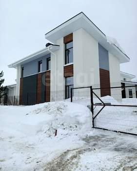 Дом 142м&sup2;, 2-этажный, участок 4 сот.  