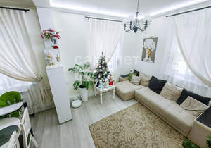 Дом 170м&sup2;, 2-этажный, участок 6 сот.  